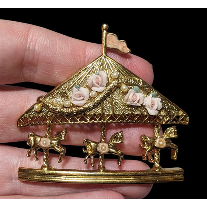 Vintage Gold Tone Pink Floral Carousel Brooch