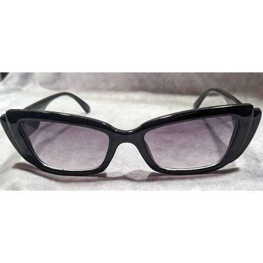 Dolce & Gabbana 2092 Black Retro Cateye Sunglasses Made In Italy