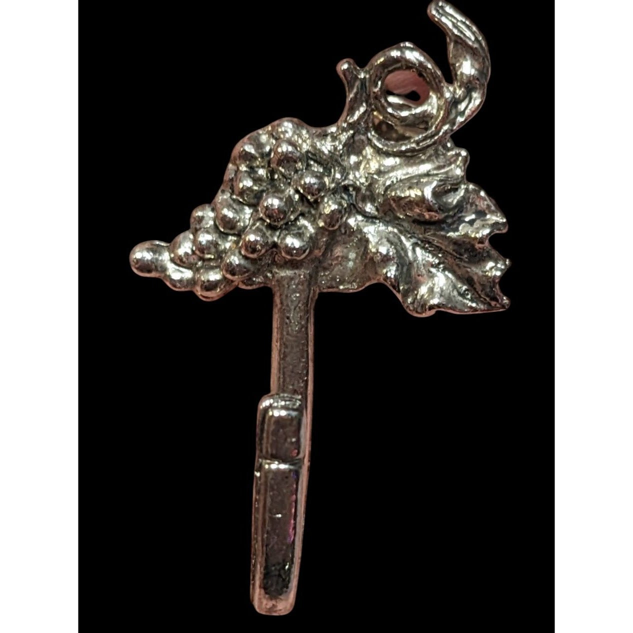 Vintage Y2K Rawcliffe Home Grape Bunch Lapel Pin With Hook