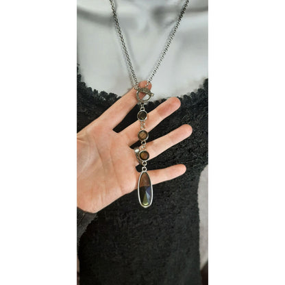 Vintage-Inspired Toggle Pendant Necklace With Faceted Olive-Hued Stones