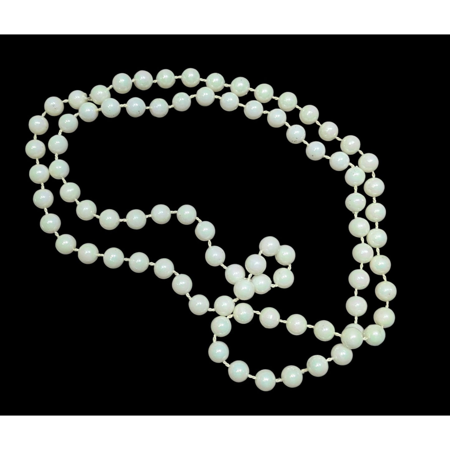 Iridescent White Faux Pearl Beaded Necklace