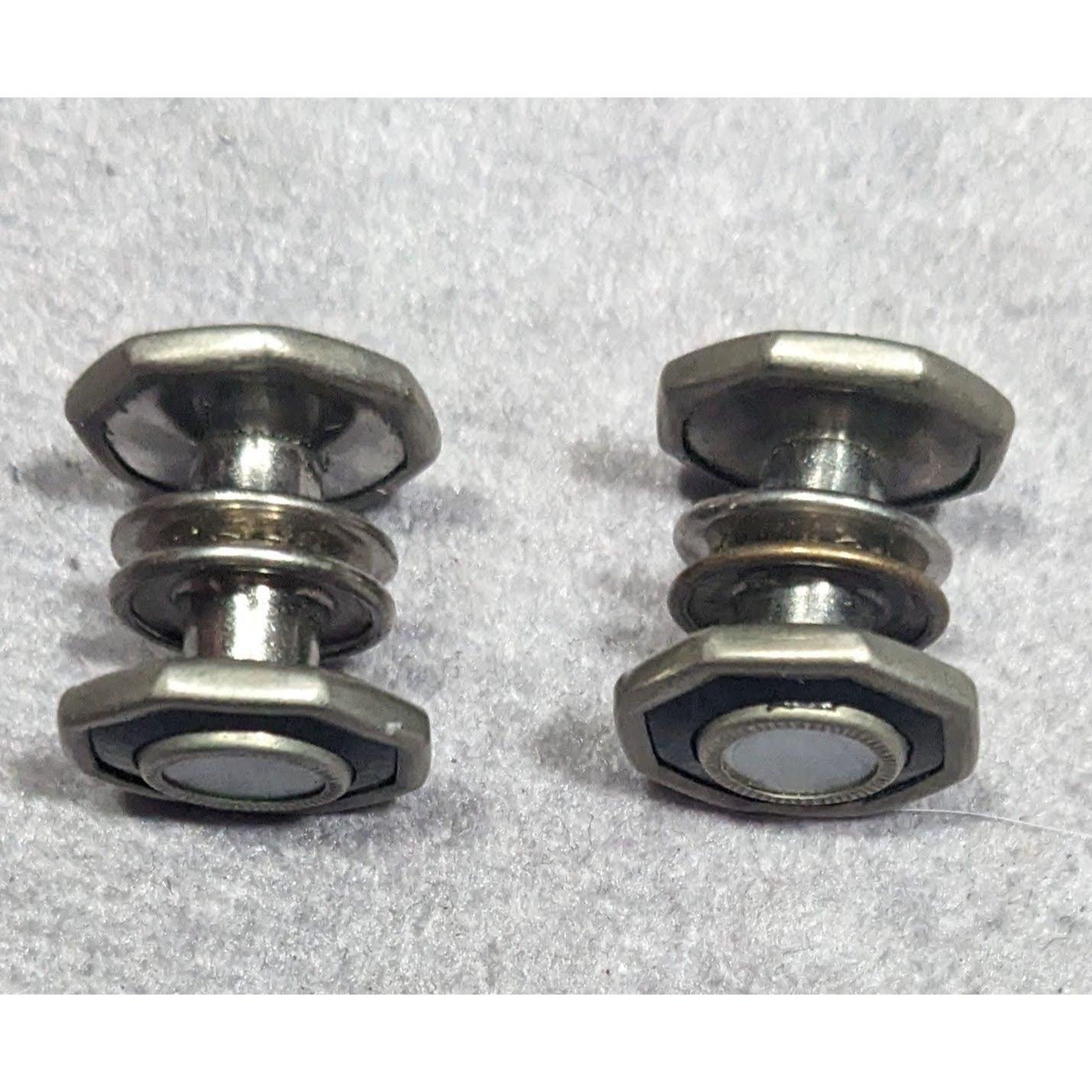 Vintage Mother Of Pearl Silver Tone Snap Cuff Links