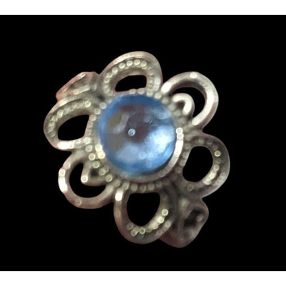 Floral Silver Tone Blue Gemmed Fashion Ring Size 6