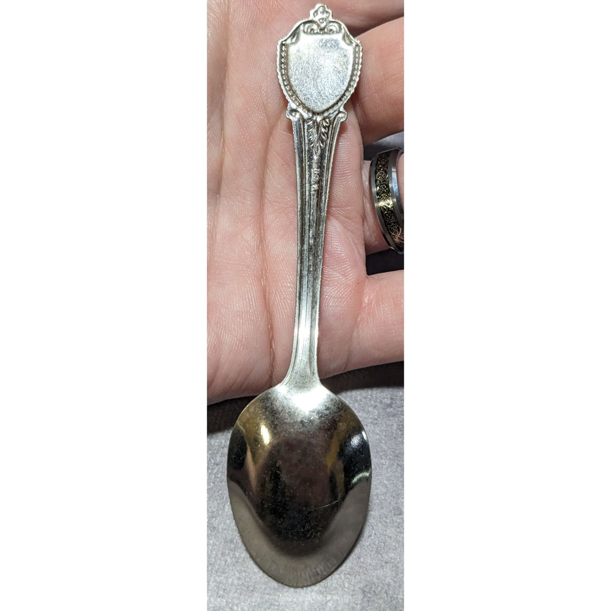 Vintage Retro Metal Silver Tone Las Vegas Nevada Souvenir Spoon 4 1/2 Inch