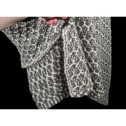 Simply Noelle Grey And White Chunky Knit Button Down Poncho