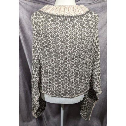 Simply Noelle Grey And White Chunky Knit Button Down Poncho