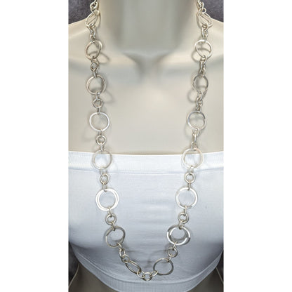 Vintage Premier Designs Circle Link Necklace Light Silver Geometric Elegance