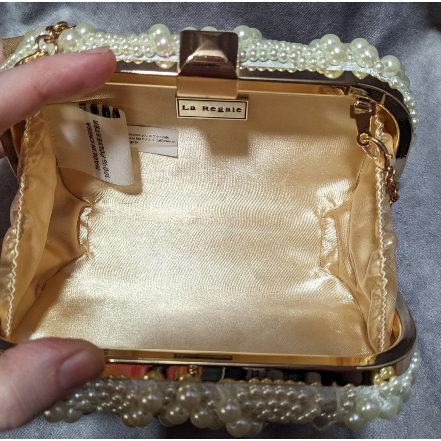 La Regal Vintage Faux Pearl Clamshell Evening Bag