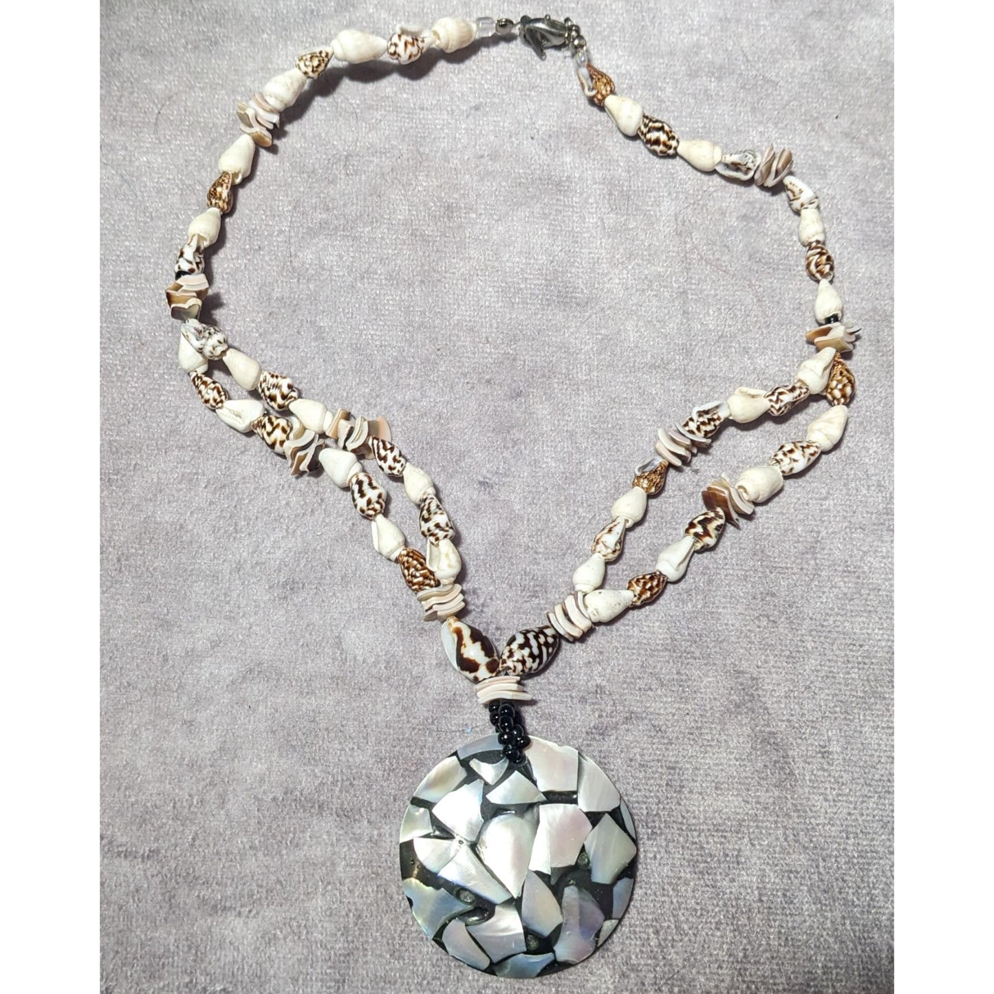 Vintage Shell Inlay Pendant Seashell Beaded Necklace