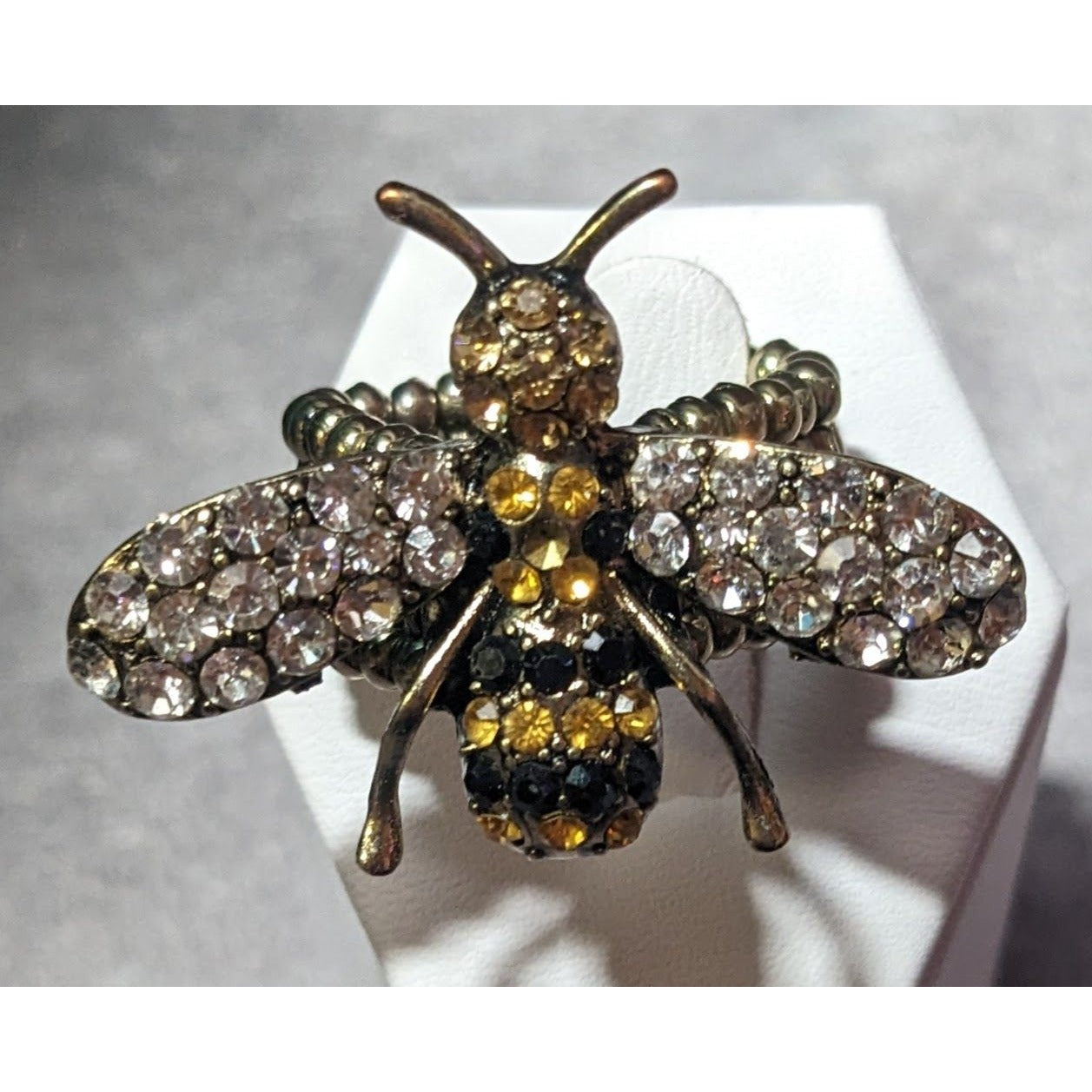 Whimsical Rhinestone Bee Silver Tone Stretch Ring Size 8