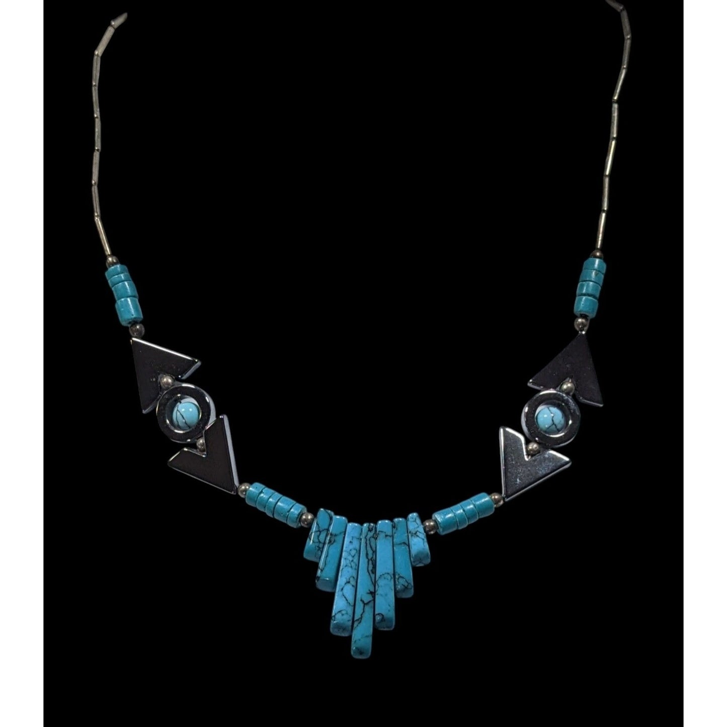 Vintage Southwestern Hematite Liquid Silver And Faux Turquoise Necklace