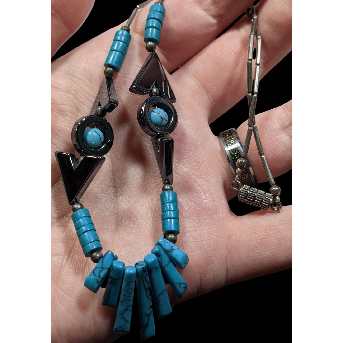 Vintage Southwestern Hematite Liquid Silver And Faux Turquoise Necklace