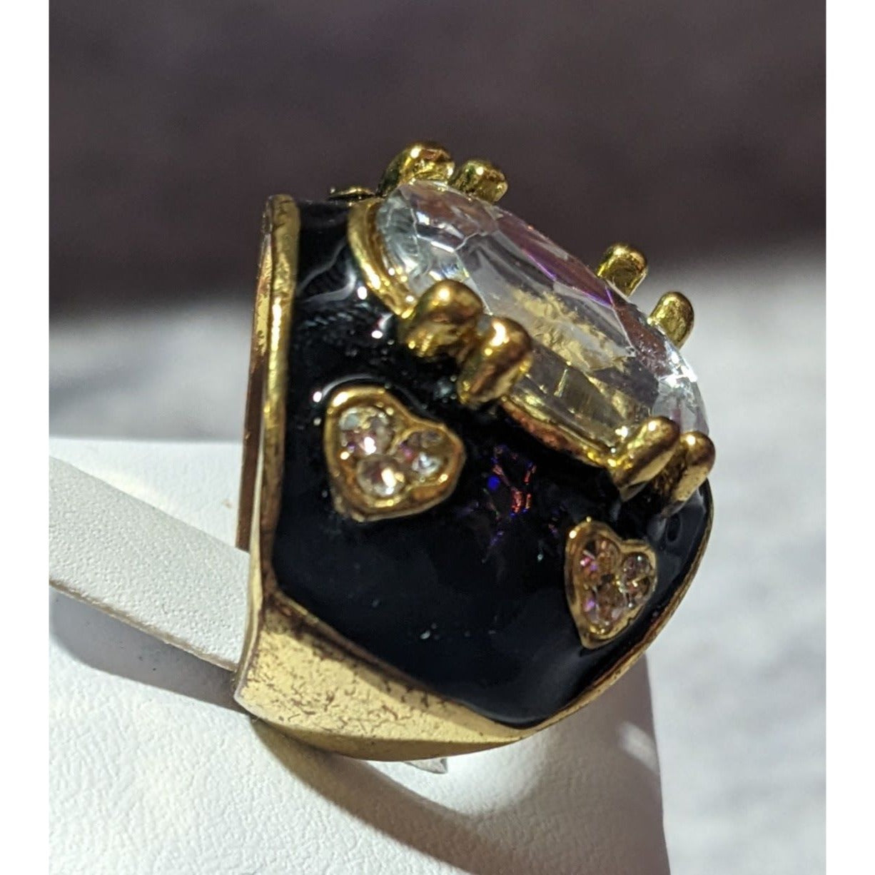 Vintage Black And Gold Chunky Gemmed Heart Accent Fashion Ring Size 7