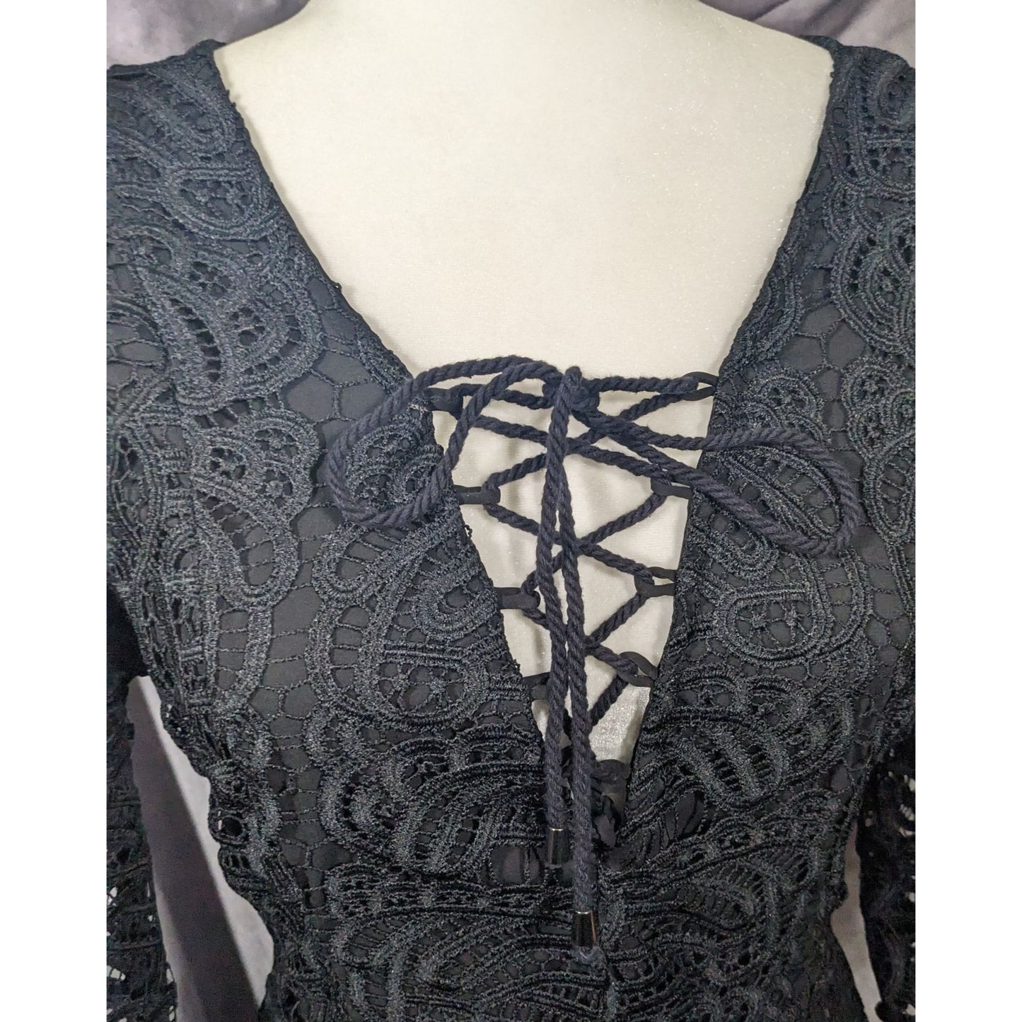 Tularosa Gothic Coal Black Lace Bell Sleeve Tie Front Dress Size Medium