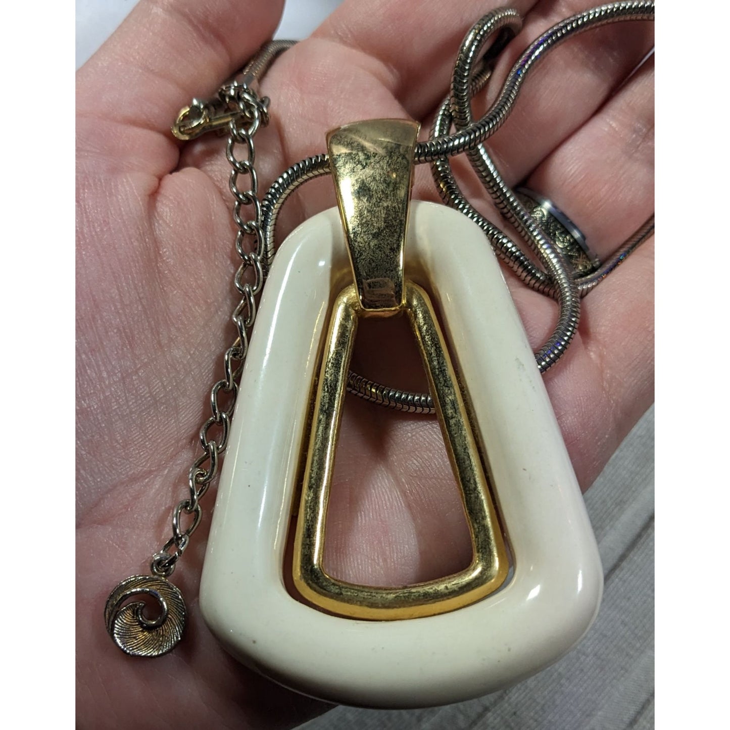 Vintage Lisner Art Deco Statement Pendant Necklace