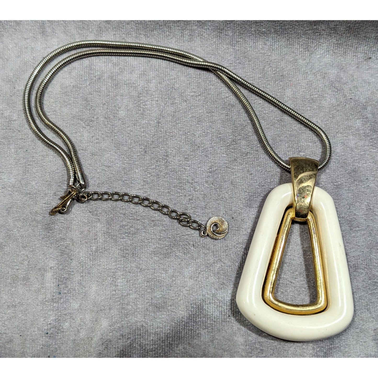 Vintage Lisner Art Deco Statement Pendant Necklace