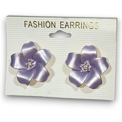 Vintage 80s Floral Metal Purple Flower Clip On Earrings NWT