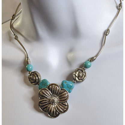 Bohemian Retro Floral Silver Tone Necklace With Turquoise Tone Accents
