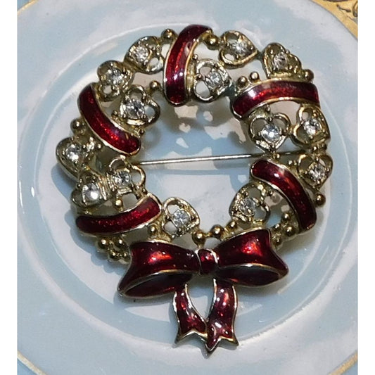 Vintage Hearts And Bows Wreath Brooch With Rhinestones