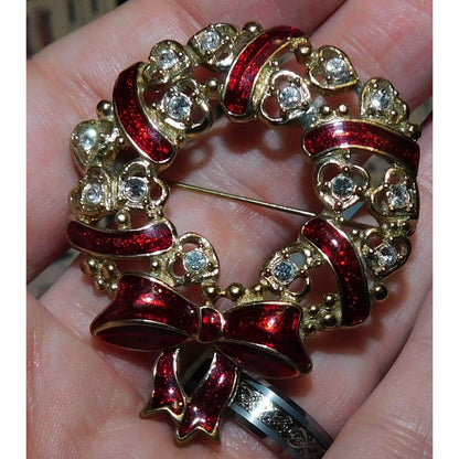 Vintage Hearts And Bows Wreath Brooch With Rhinestones