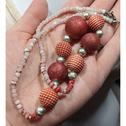 Vintage Country Red And White Beaded Necklace