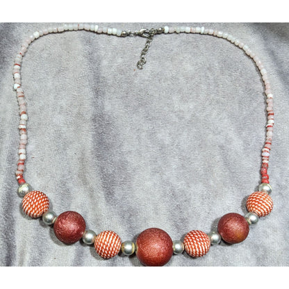 Vintage Country Red And White Beaded Necklace