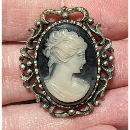 Vintage Victorian Style Black And White Cameo Brooch