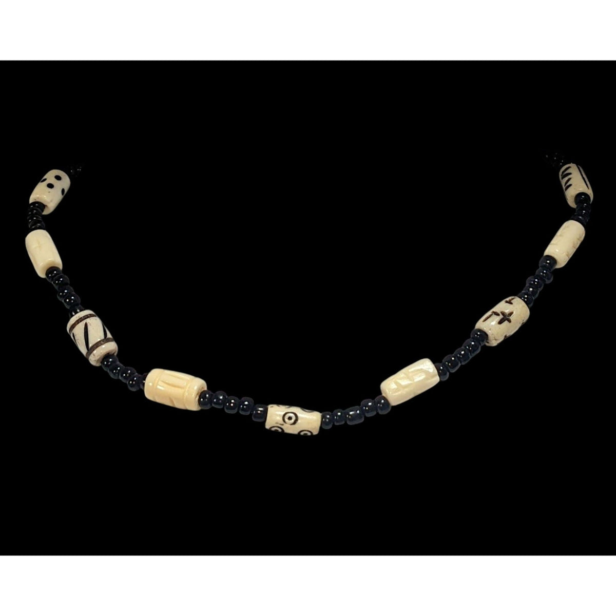 Vintage Boho Tribal Black Cream Carved Bead Choker Necklace 14 Inch