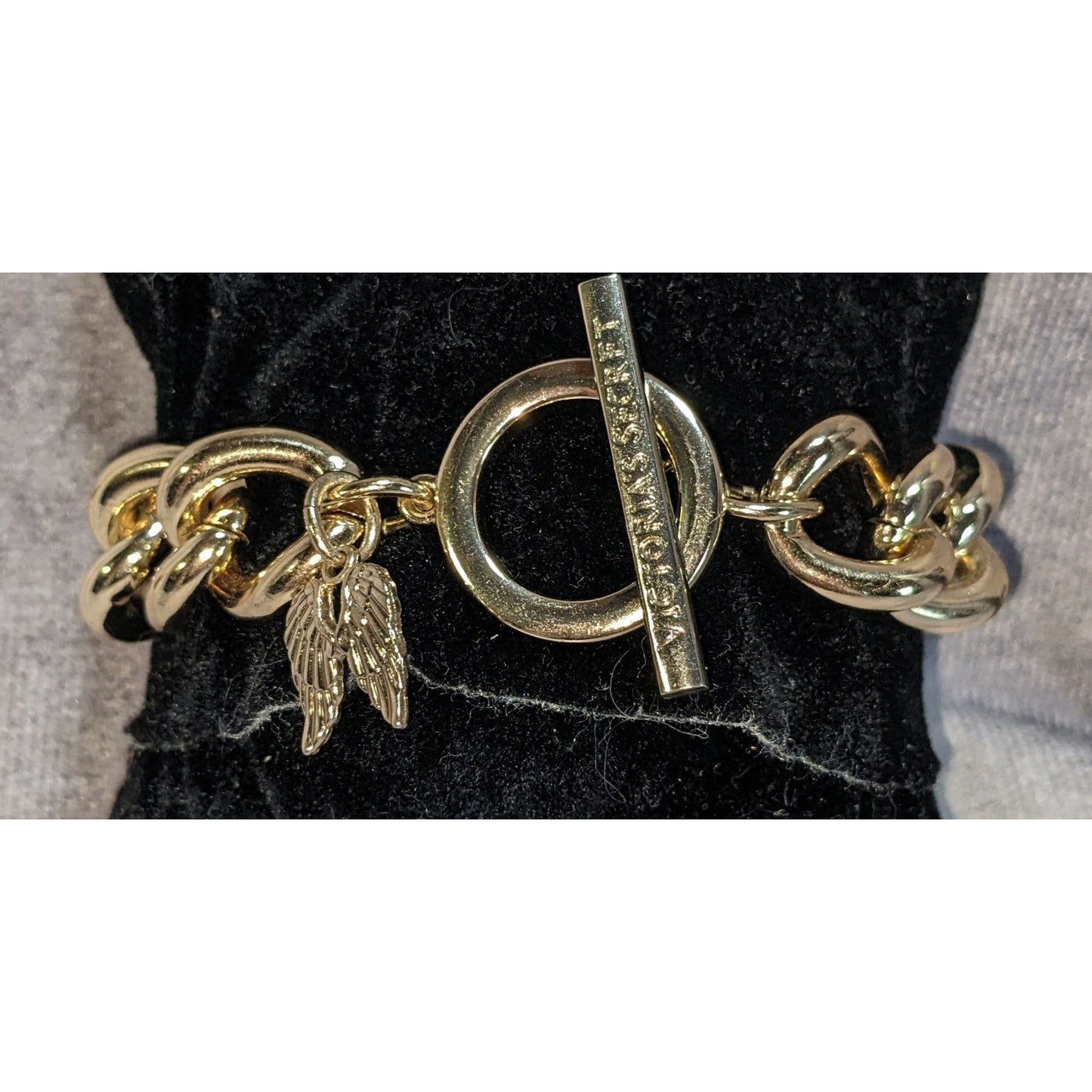 Victorias Secret Gold Tone Bracelet With Crystal Accents & Charm