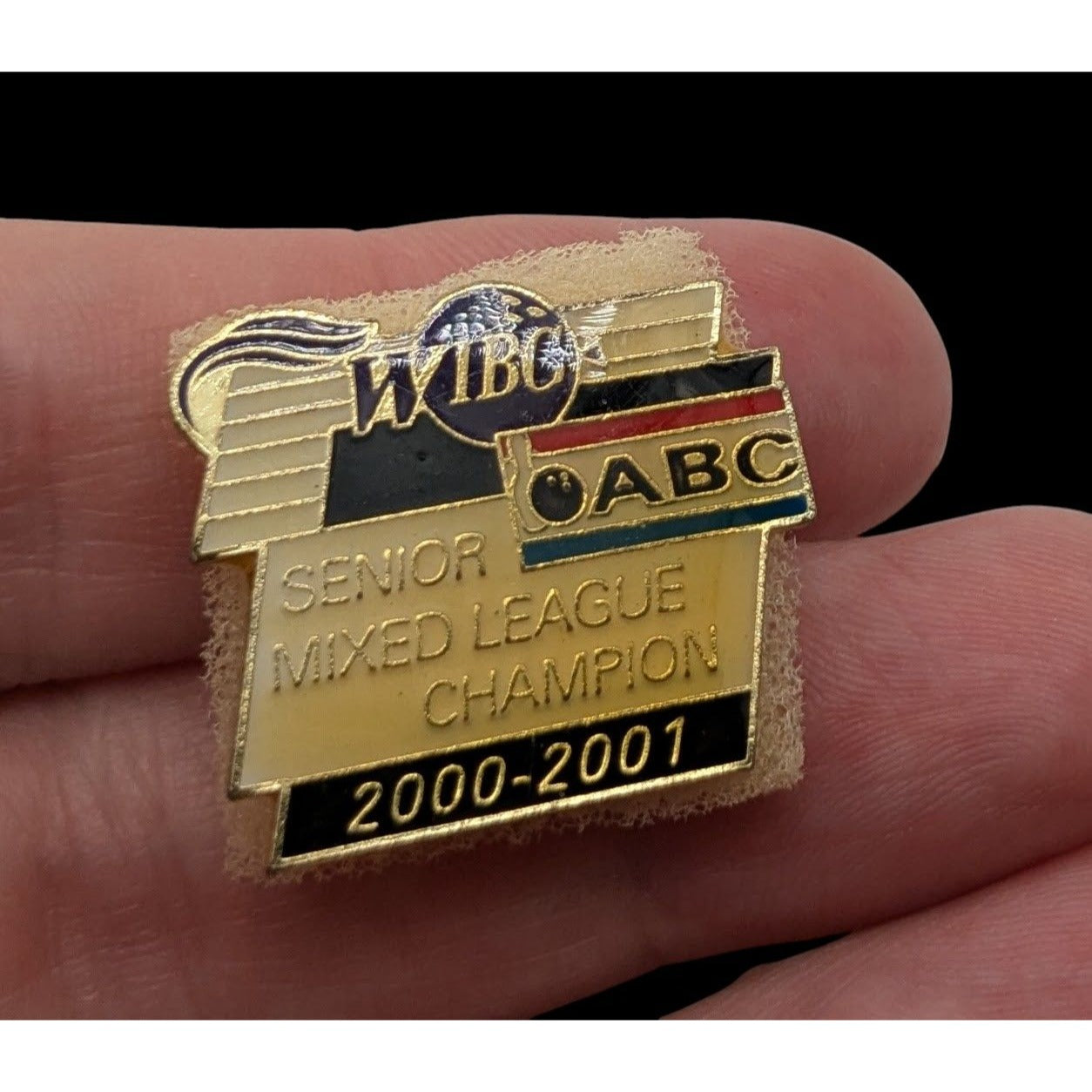 WIBC ABC Senior Mixed League Champion 2000-2001 Pin Gold Tone Vintage