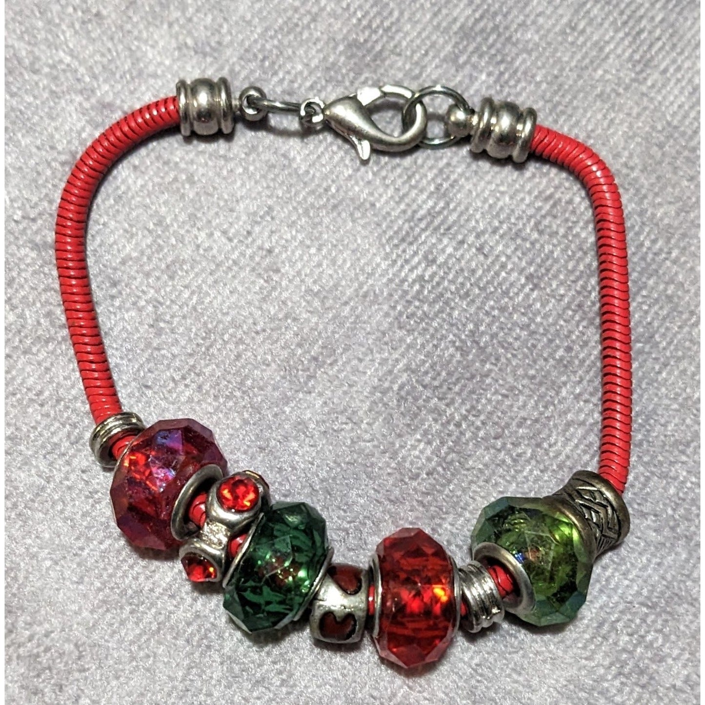 Holiday Red And Green European Style Beaded Bracelet