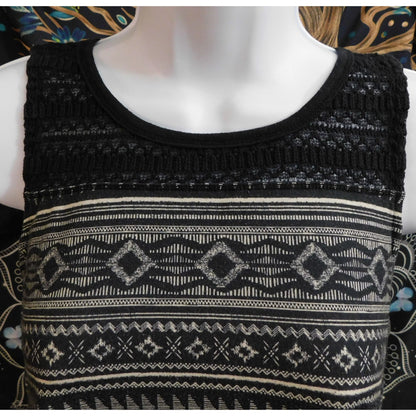 Mudd Sleeveless Handkerchief Hem Dress Southwestern Print White And Navy