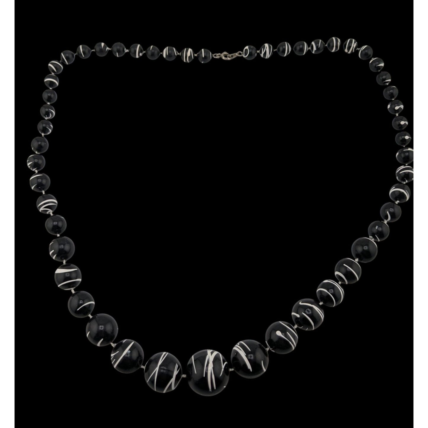Vintage Abstract Black & White Swirl Graduated Bead Necklace