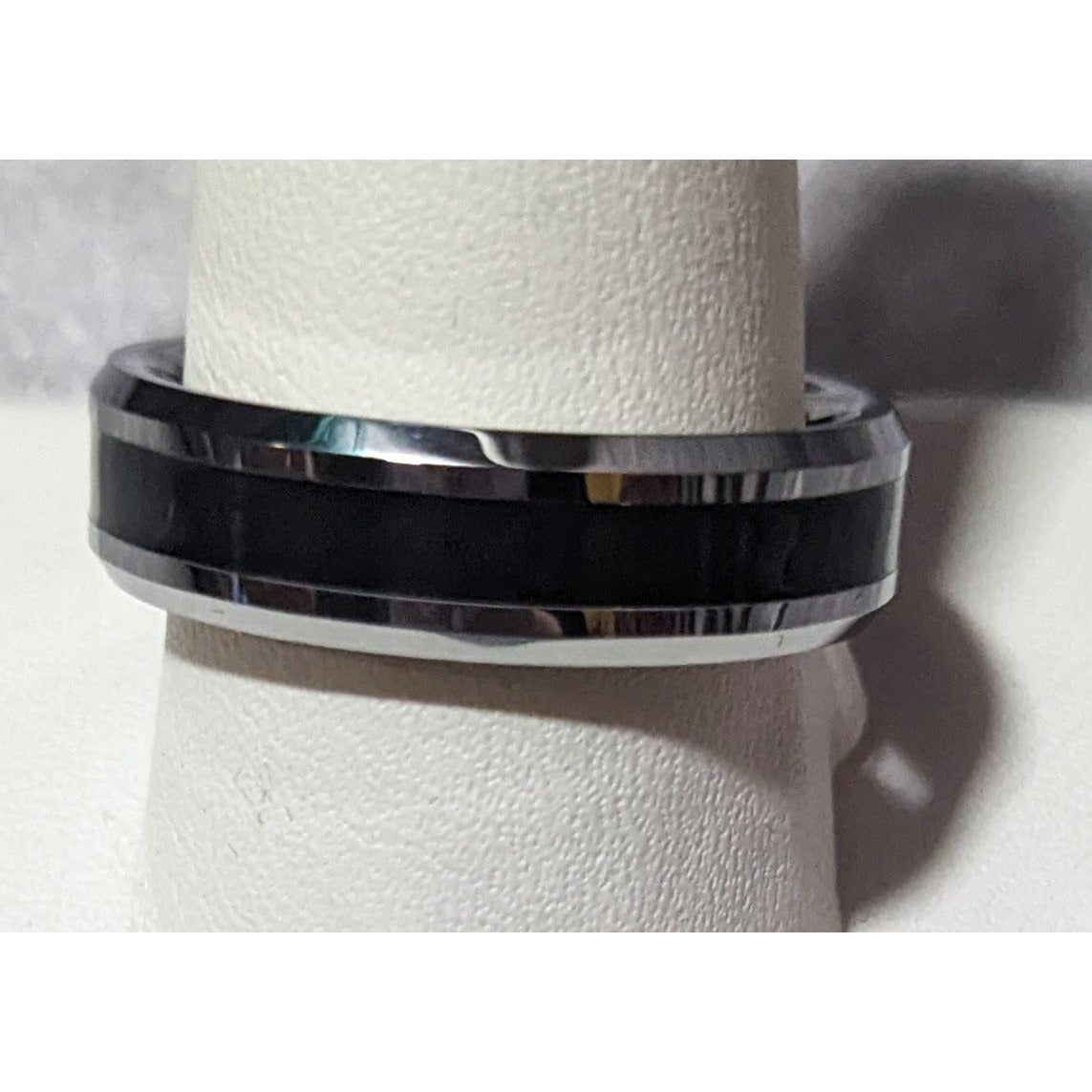 JFSG Tungsten Carbide Black And Silver Men's Wedding Ring 7mm Size 10.5