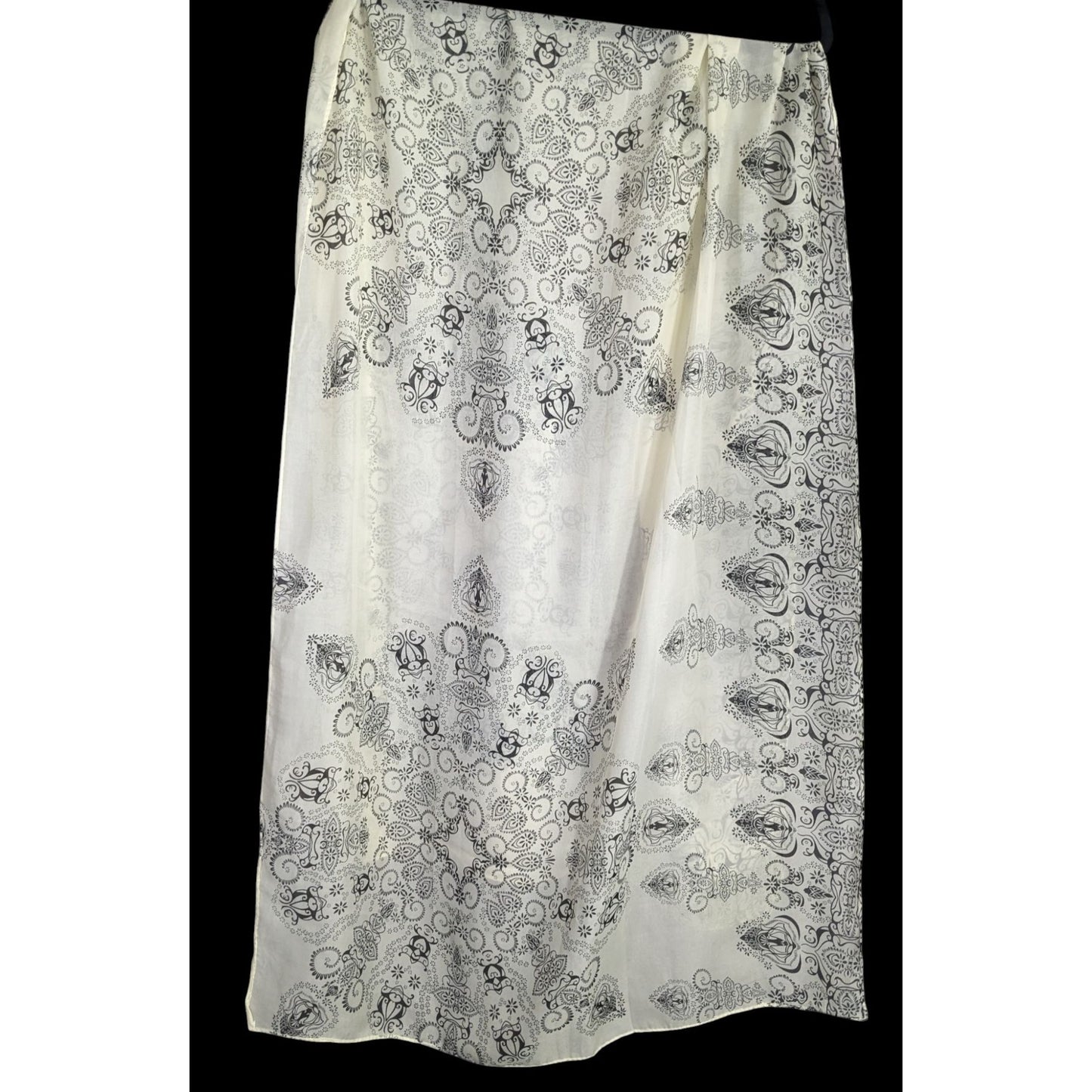 Eren Akesuar Paisley Print Scarf Lightweight 71"x27" Elegant Black & White Design