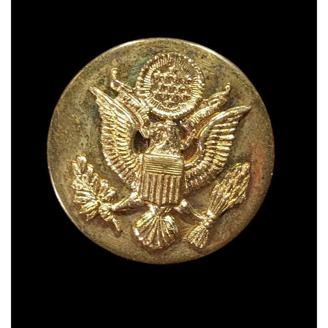 Vintage WWII Military Brass Hat/Lapel Badge With Great Seal Of The United States Design