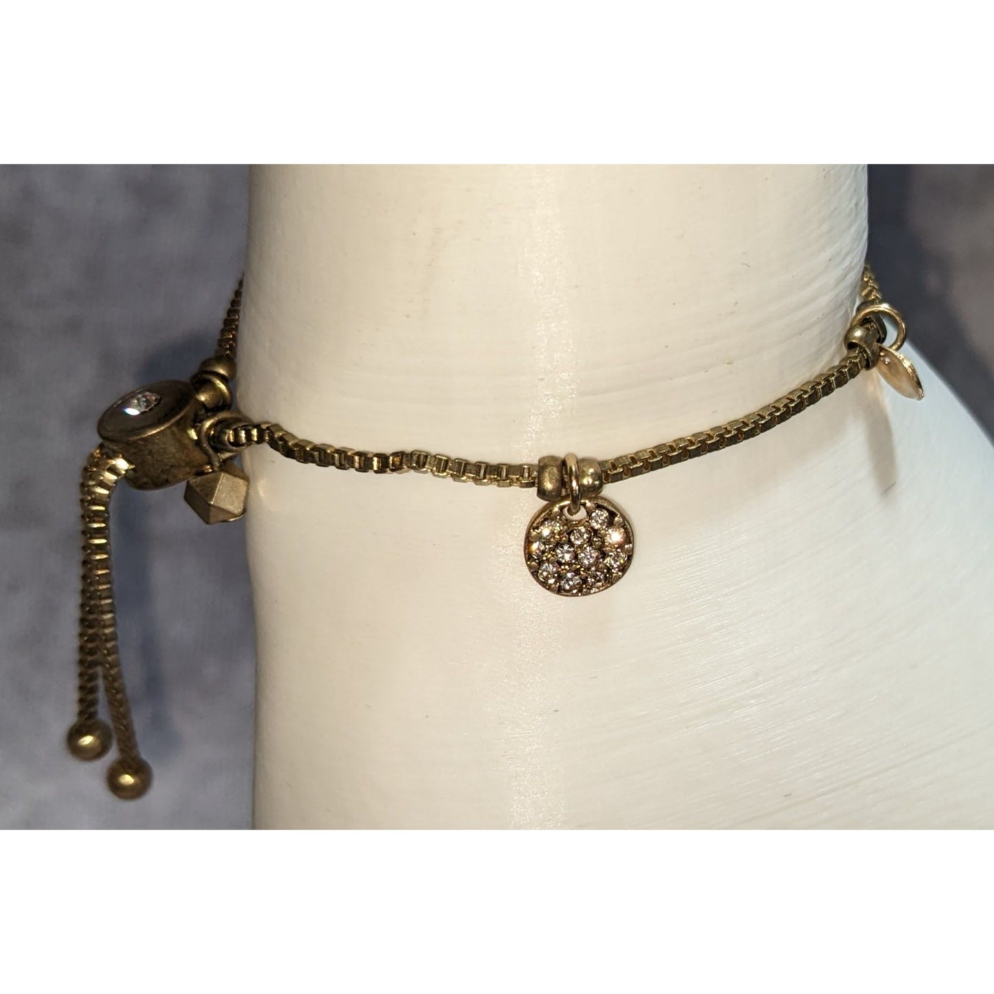Minimalist Classic Gold Tone Adjustable Rhinestone Circle Charm Bracelet by Canvas
