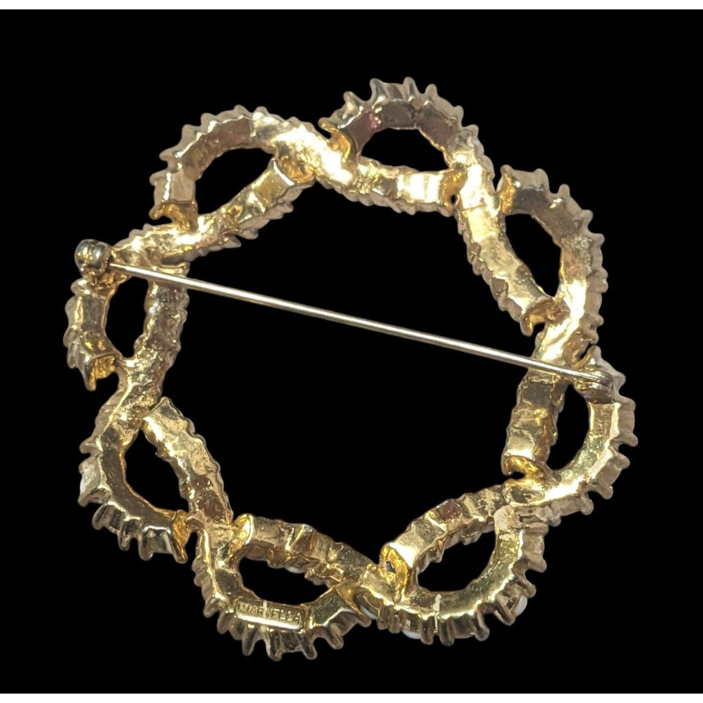 Vintage Marvella Glam Gold Tone Floral Knot Brooch