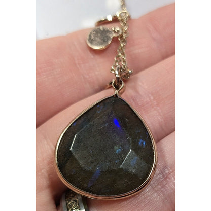 Boho Chic Gold Tone Charm Necklace With Teardrop Labradorite Pendant