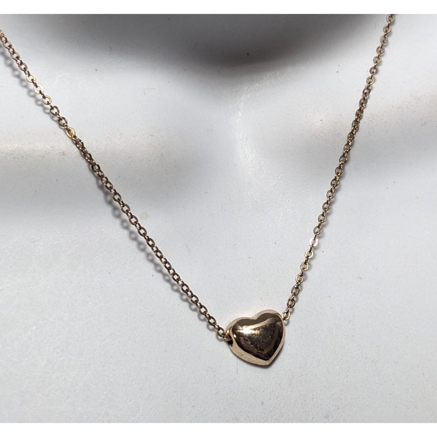 Minimalist Gold Tone Heart Pendant Necklace