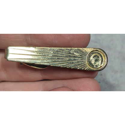 Vintage Sun Burst Engraved Gold Tone Tie Clip (Missing Stone)