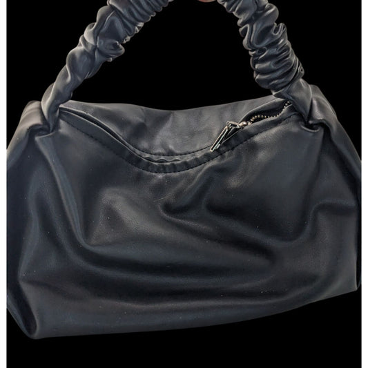 Black Faux Leather Scrunch Handle Shoulder Bag With Zipper Closure