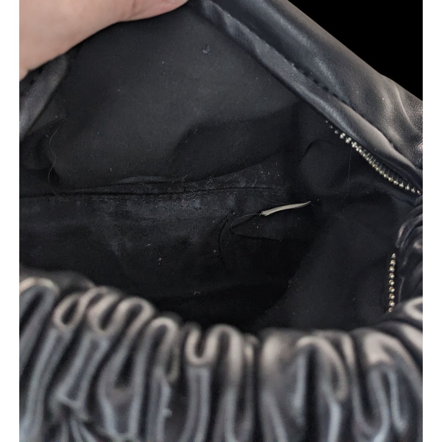 Black Faux Leather Scrunch Handle Shoulder Bag With Zipper Closure
