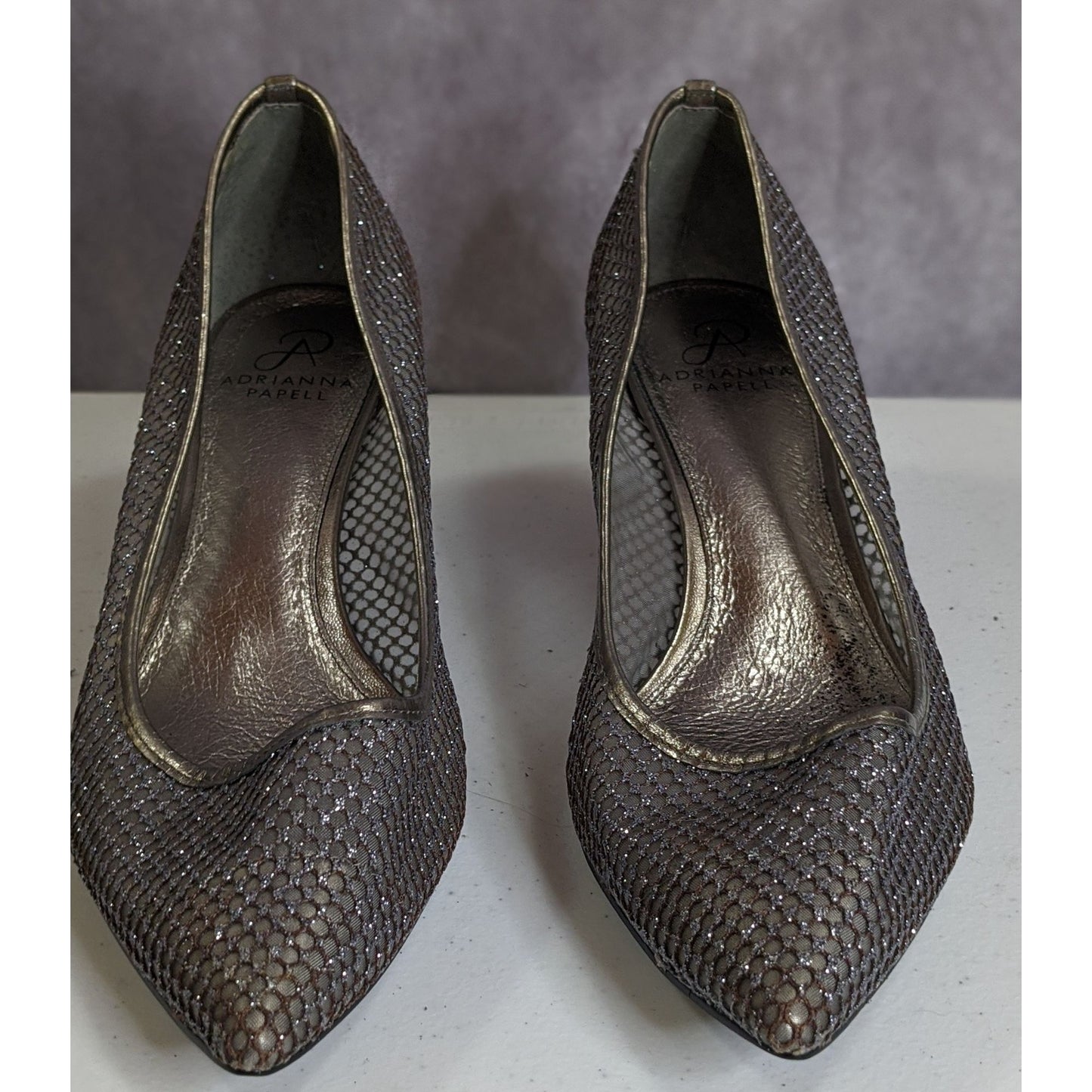 Adrianna Papell Melody Glitter Pumps Metallic Mesh 2-Inch Heel Size 11M