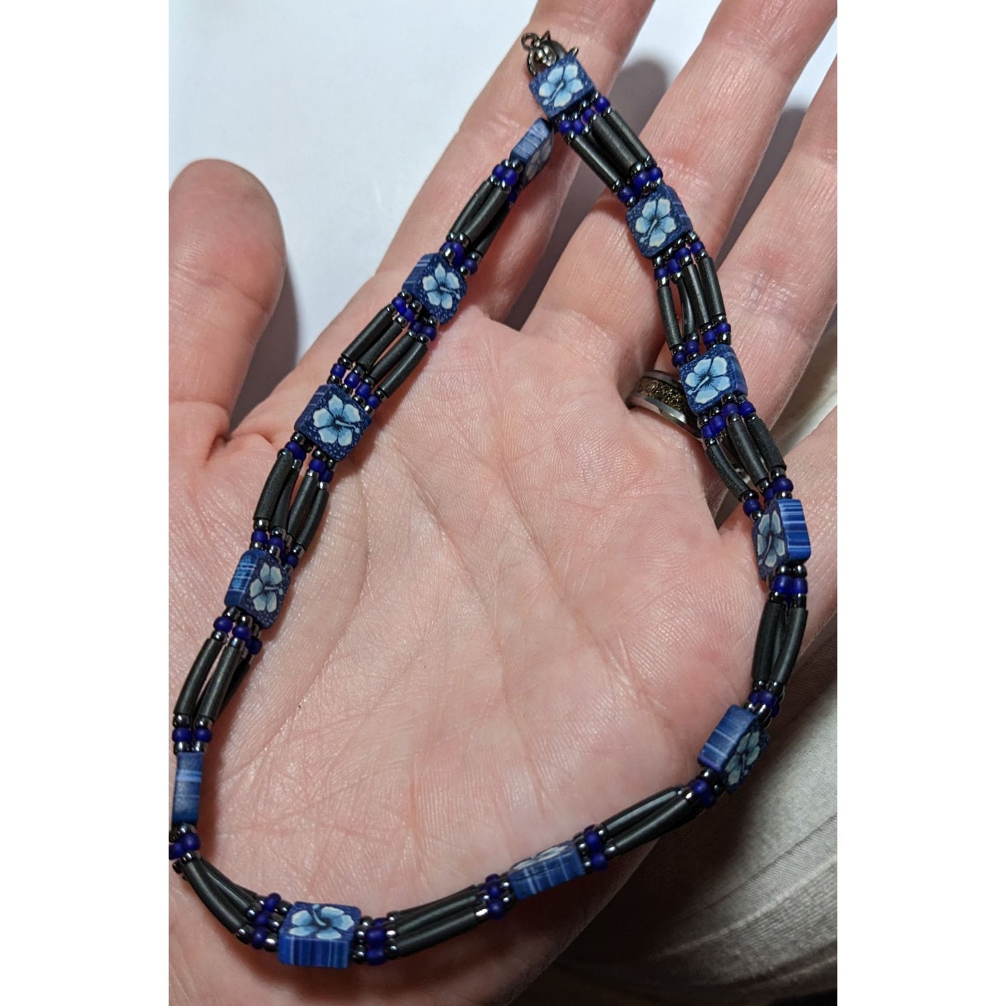 90s Blue Floral Beaded Beachy Choker Necklace