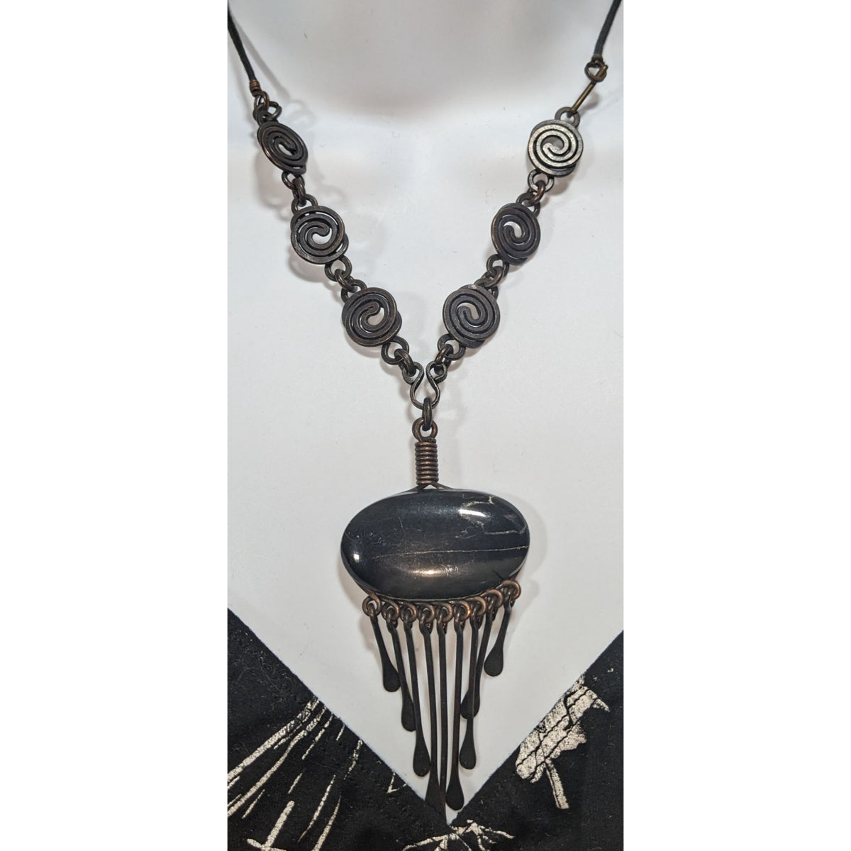 Vintage Artisan Boho Brutalist Black Stone Metal Fringe Necklace 18 Inch