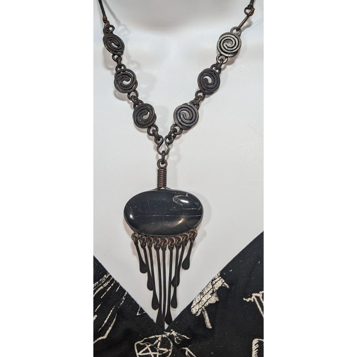 Vintage Artisan Boho Brutalist Black Stone Metal Fringe Necklace 18 Inch