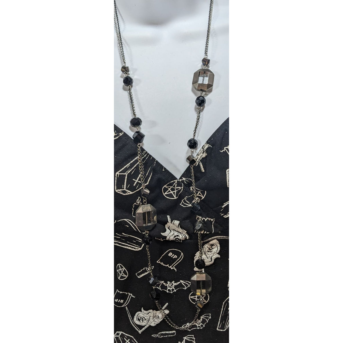 Ann Taylor Loft Gothic Glam Glass Black Smoky Gray Necklace 36 Inch