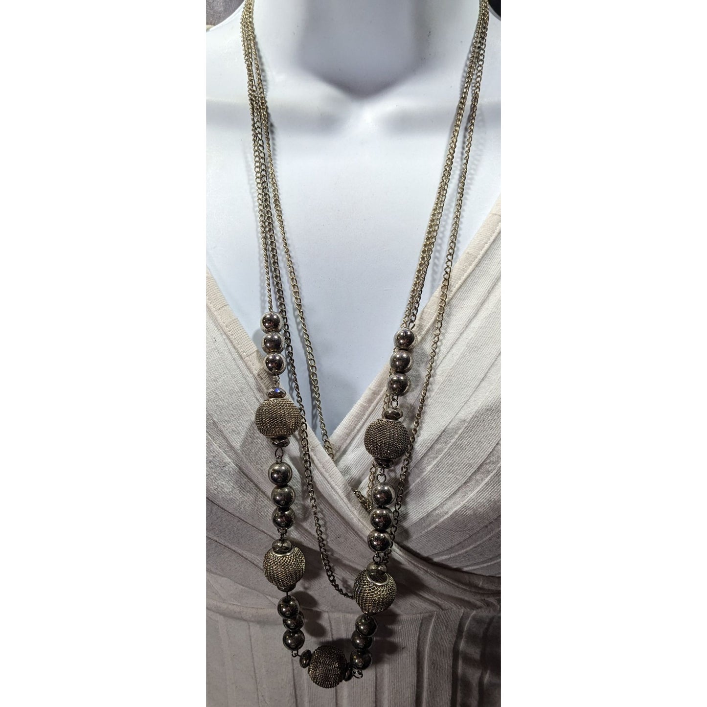 Chunky Multilayer Silver Tone Mesh And Metal Beaded Chain Necklace