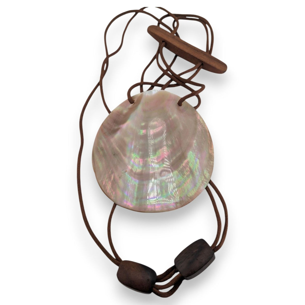 Boho Coastal Shell Wood Brown Satin Cord Pendant Necklace 22 Inch Like New